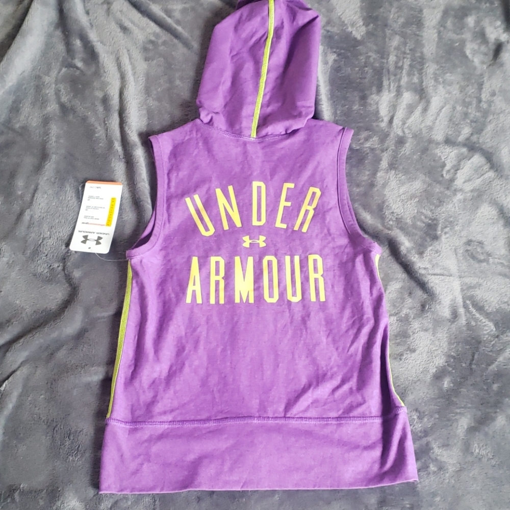 Under Armour (Reversible) zip up (New)